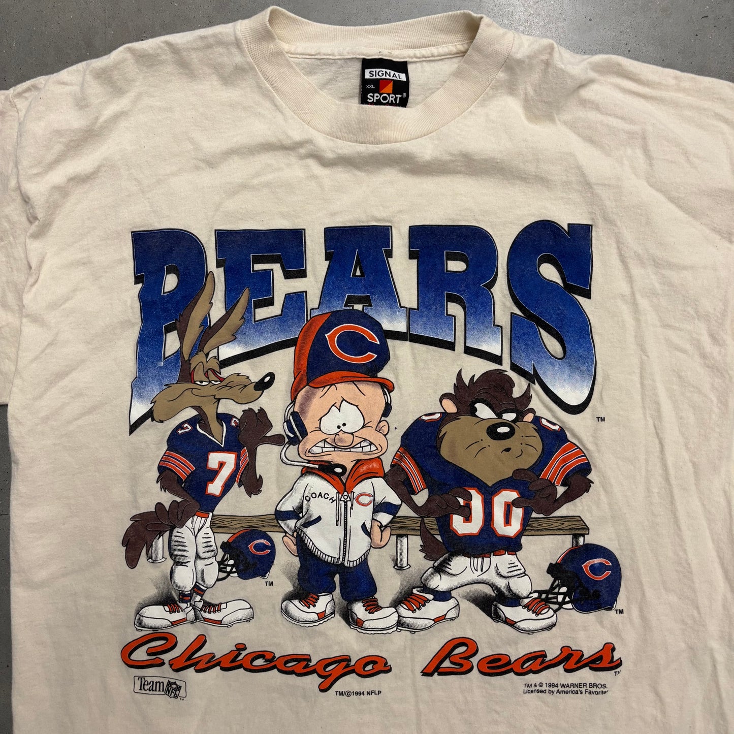 Vintage 94’ Chicago Bears Looney Tunes Tee