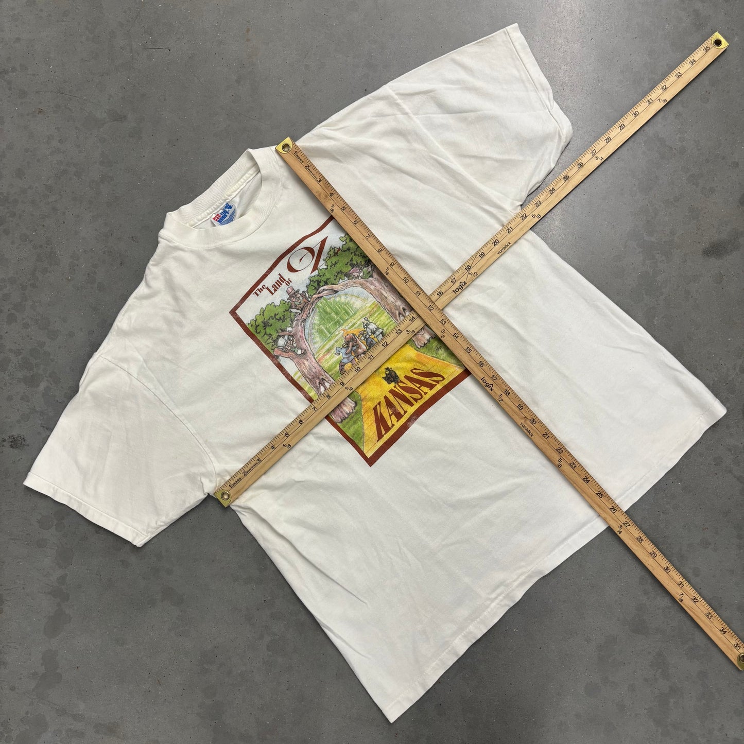Vintage 90s The Land of Oz Kansas Tee