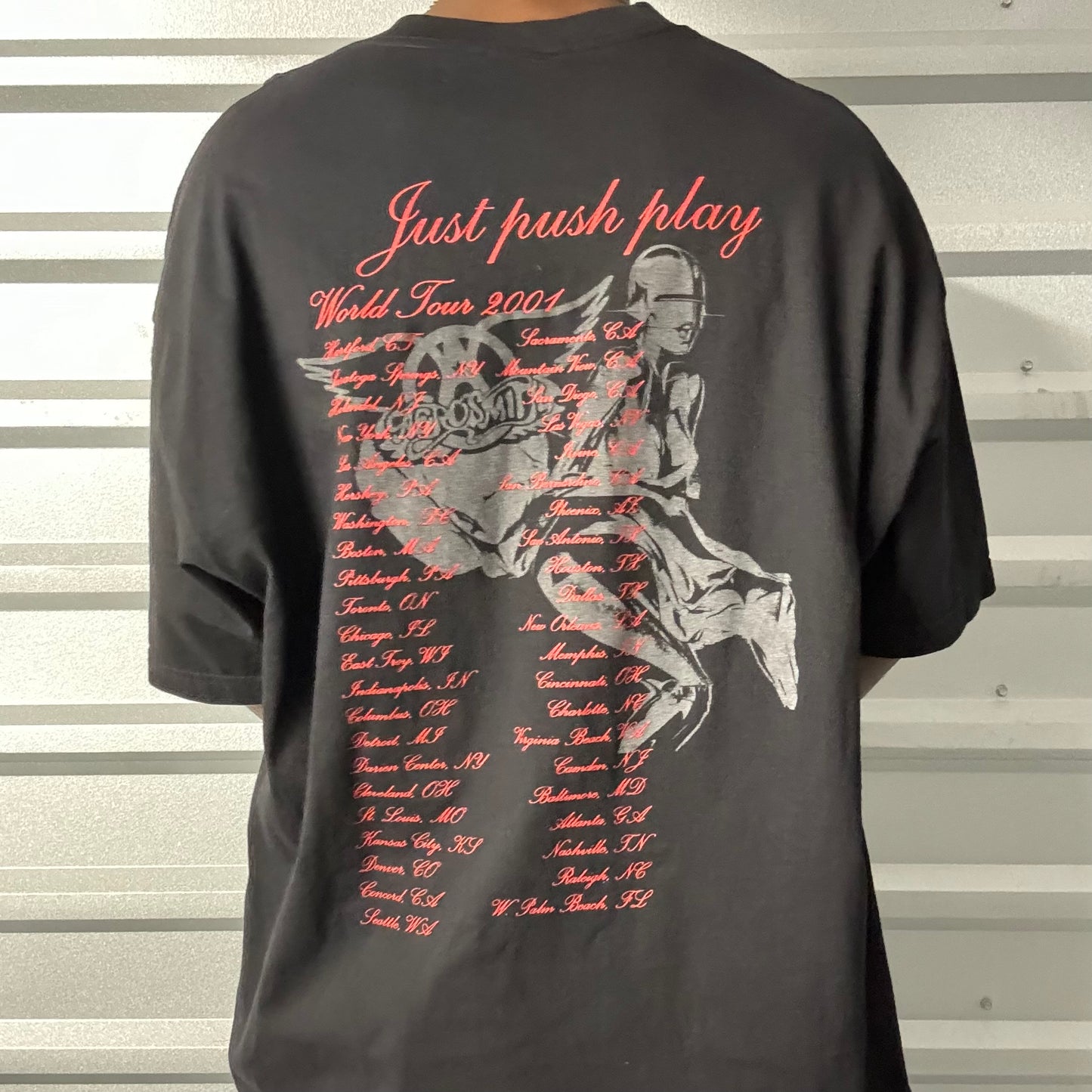 Y2K 01’ Aerosmith “Just Push Play” Tour Tee