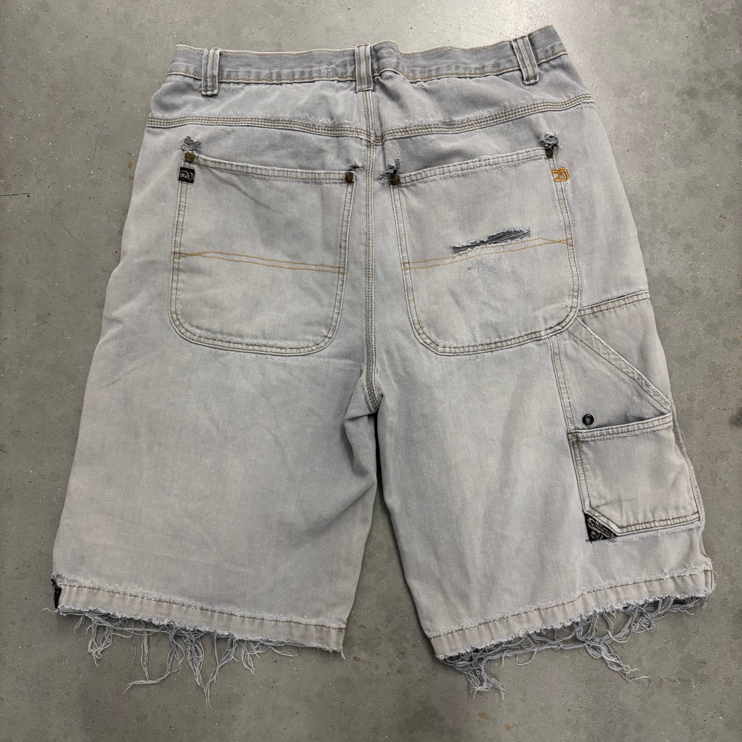 Y2K Bullhead Grey Faded Distressed Jorts