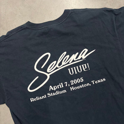 Vintage 05’ Selena Vive Tour Tee