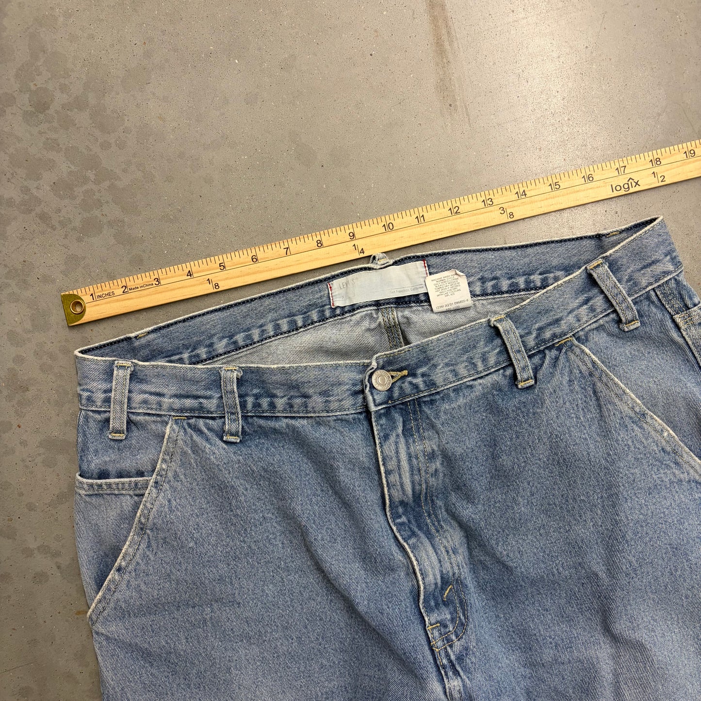 Y2K Levis Baggy Denim