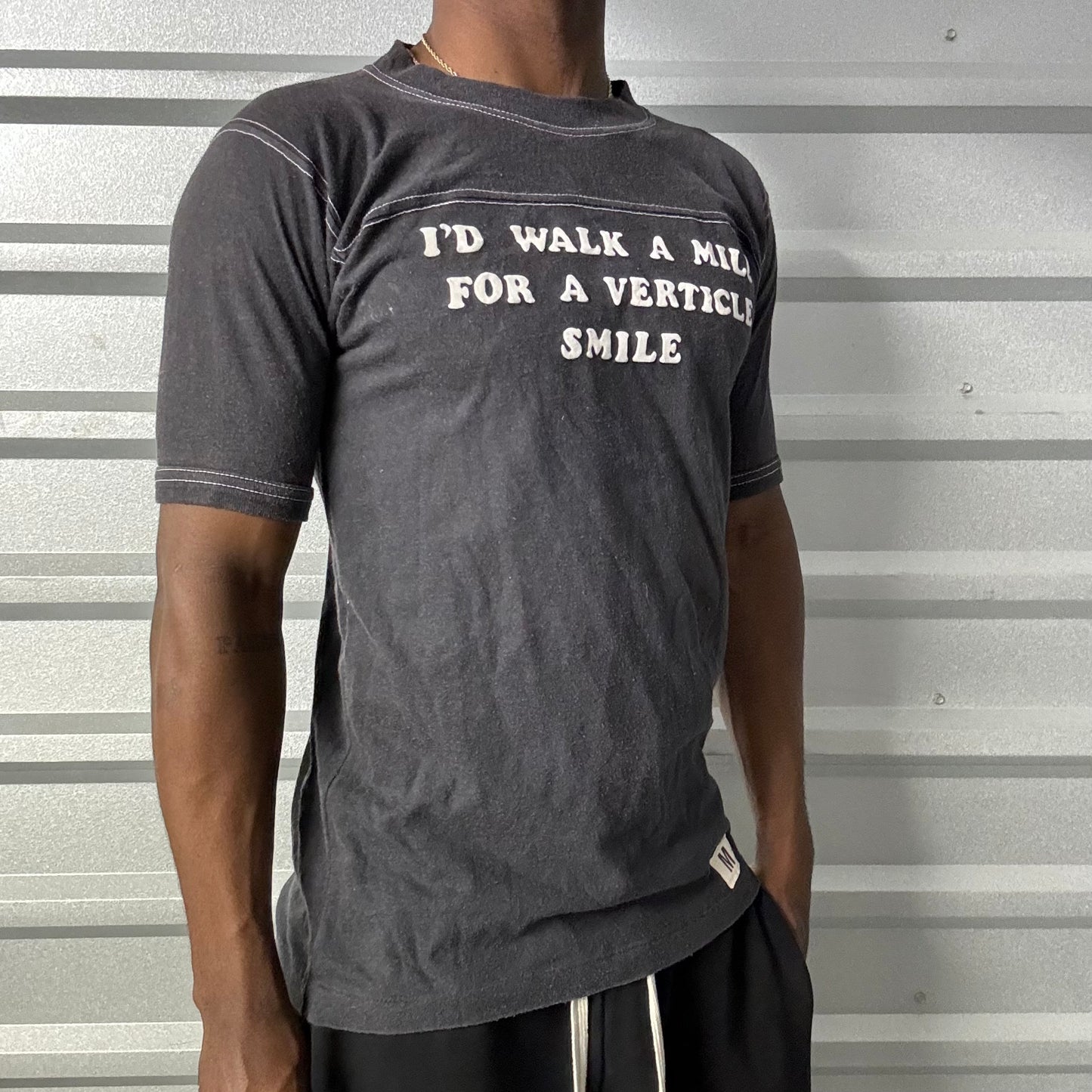 Vintage 70s “Id Run a Mile For a Vertical Smile” Tee