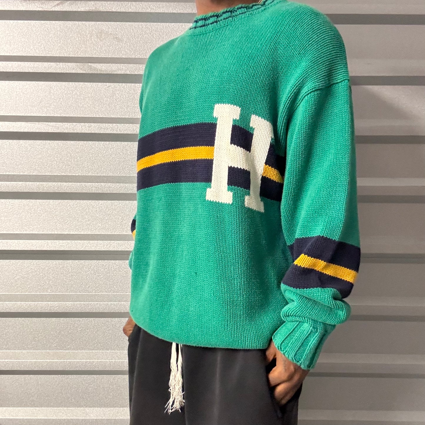 Vintage 90s Tommy Hilfiger Sweater