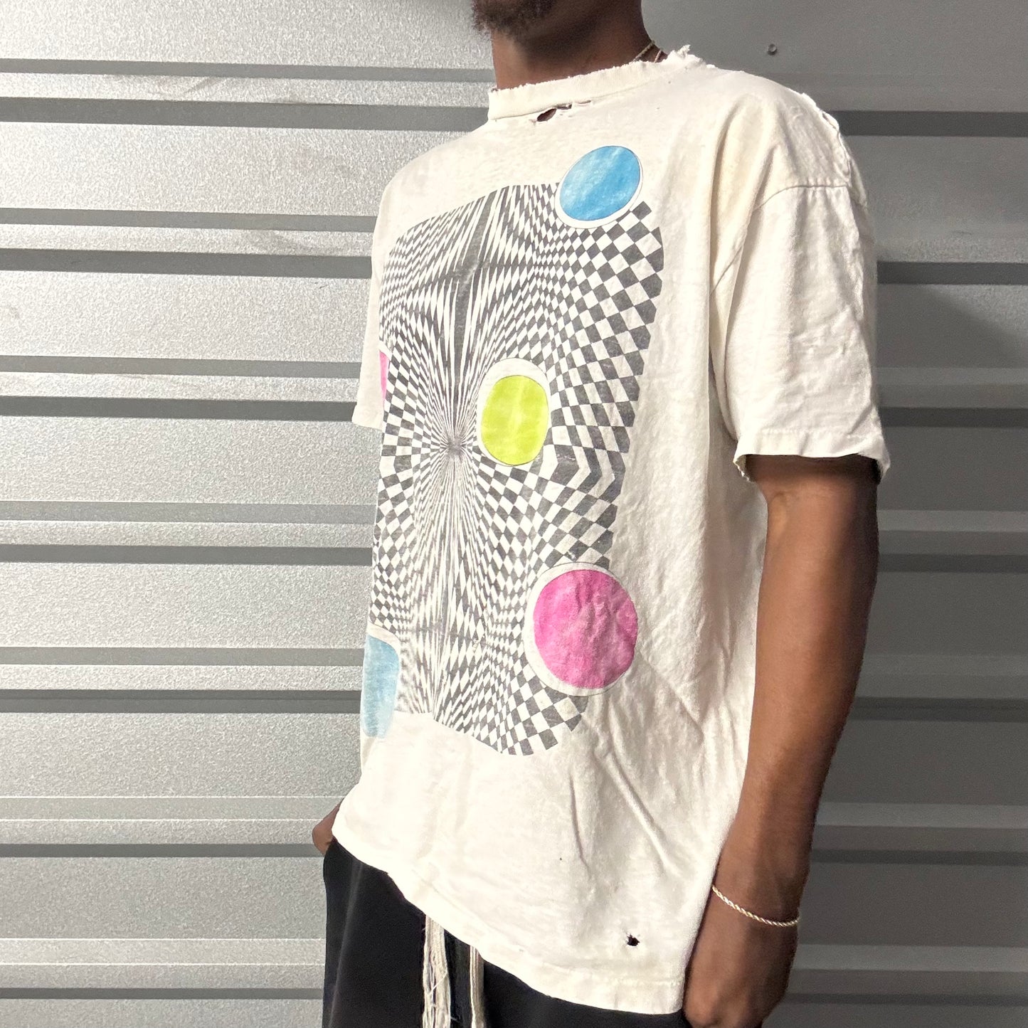 Vintage 90s Optical Illusion Tee