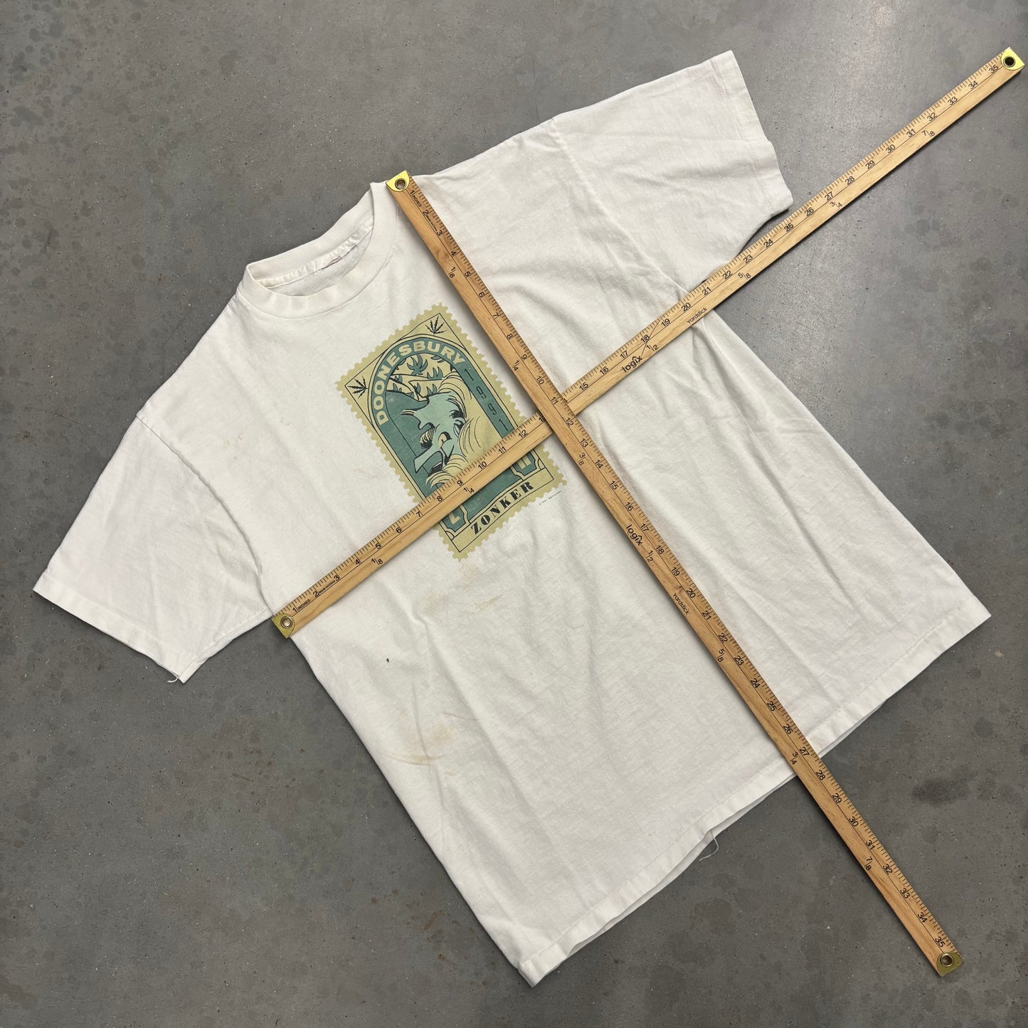 Vintage 90s Doonesbury Zonker Tee