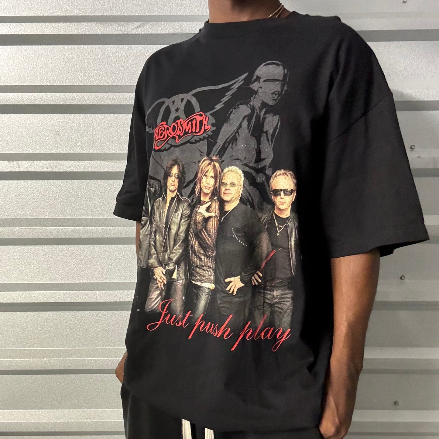 Y2K 01’ Aerosmith “Just Push Play” Tour Tee